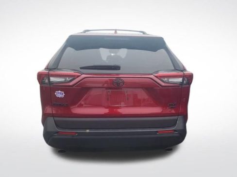 Used 2021 Toyota RAV4 XLE Premium AWD/4WD image 6