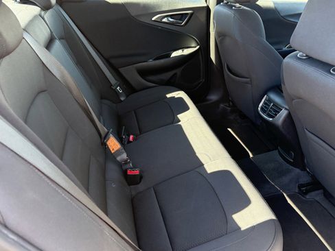 Used 2022 Chevrolet Malibu LT image 13