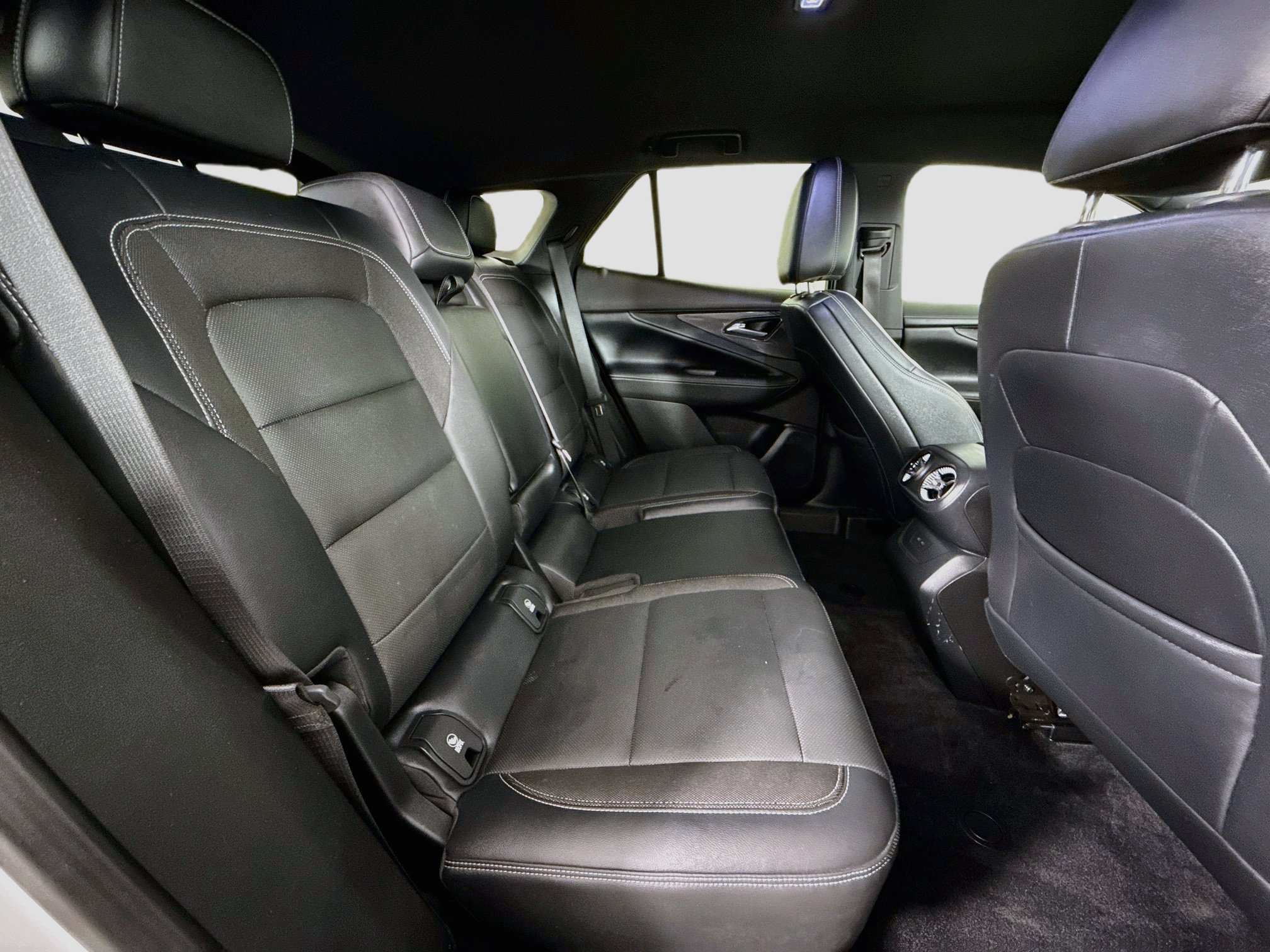 Used 2024 Chevrolet Blazer EV LT AWD/4WD image 29