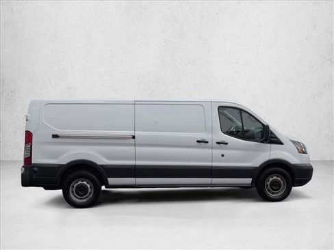 Used 2018 Ford Transit 250 148 Low Roof RWD image 4