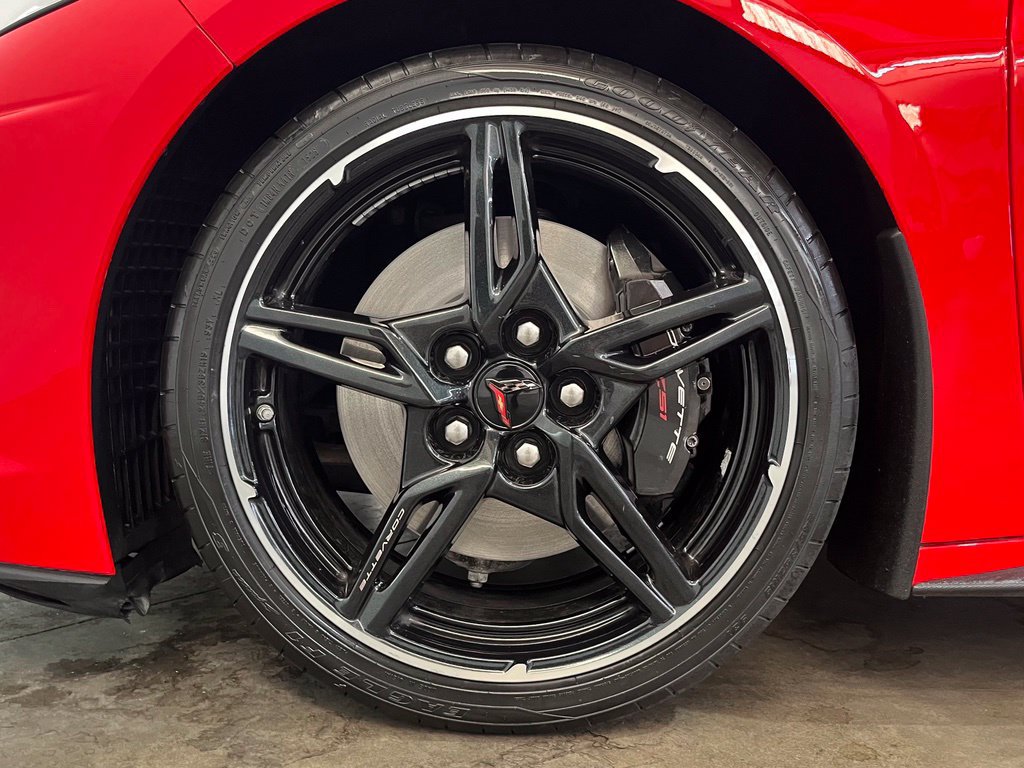 Used 2020 Chevrolet Corvette Stingray Preferred Cpe w/ 2LT Preferred Equipment Group RWD image 17