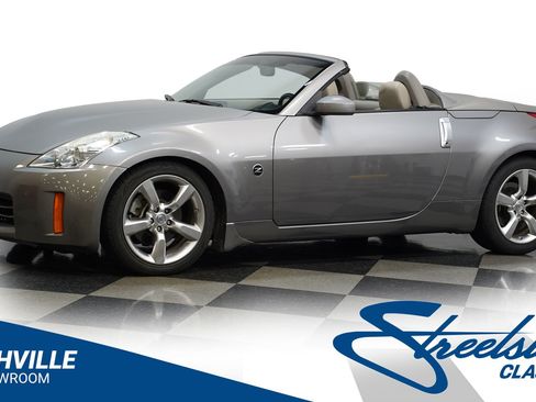 Used 2007 Nissan 350Z Touring RWD image 1