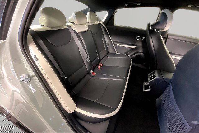 New 2027 Kia K4 GT-Line Turbo FWD image 11