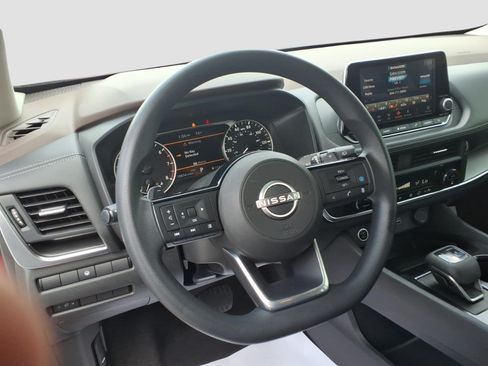 Used 2023 Nissan Rogue SV AWD/4WD image 12