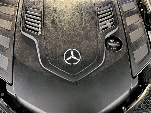 Certified 2021 Mercedes-Benz Maybach S 580 4MATIC image 31