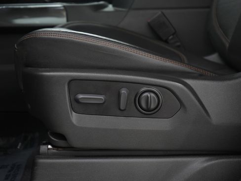 Used 2021 GMC Sierra 1500 AT4 image 24