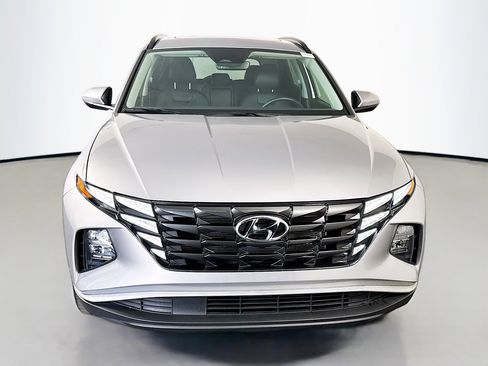 Used 2024 Hyundai Tucson SEL w/ Convenience Package FWD image 2