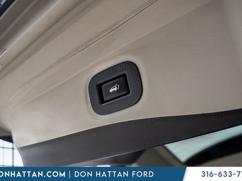 Used 2019 Nissan Rogue SV w/ Premium Package FWD image 35