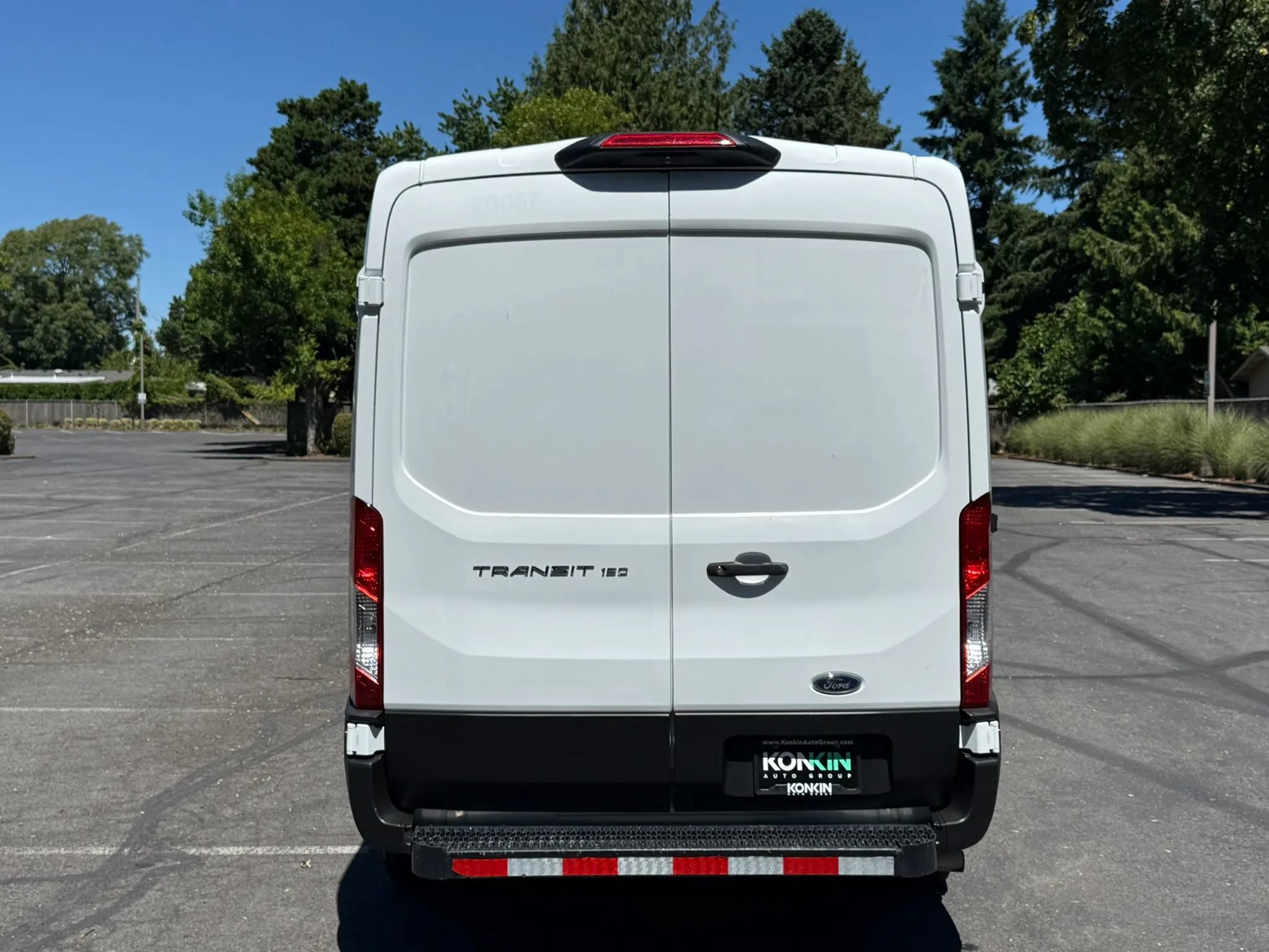 Used 2020 Ford Transit 150 Medium Roof RWD image 5