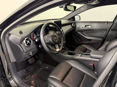 Used 2018 Mercedes-Benz GLA 250 image 4