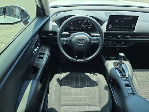 Used 2024 Honda HR-V LX image 13