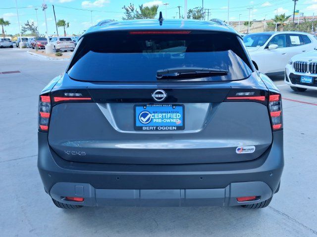 Used 2026 Nissan Kicks SV FWD image 6