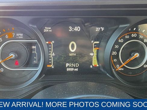 Used 2025 Jeep Wrangler Willys image 17