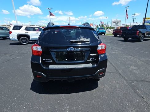 Used 2014 Subaru Crosstrek 2.0i Premium w/ Moonroof Package AWD/4WD image 4