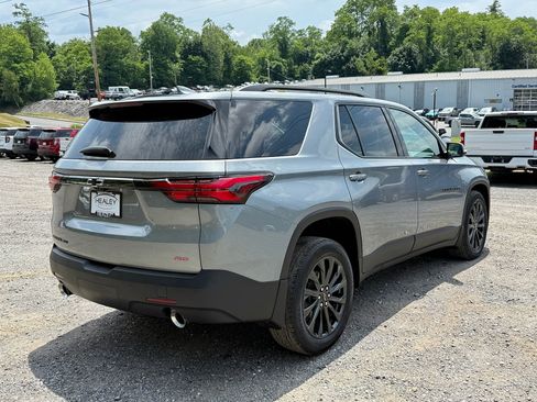Certified 2023 Chevrolet Traverse RS w/ LPO, Floor Liner Package AWD/4WD image 6