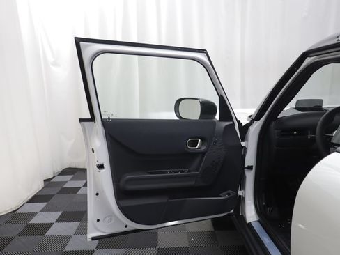 New 2026 MINI Cooper 4-Door Hardtop FWD image 5