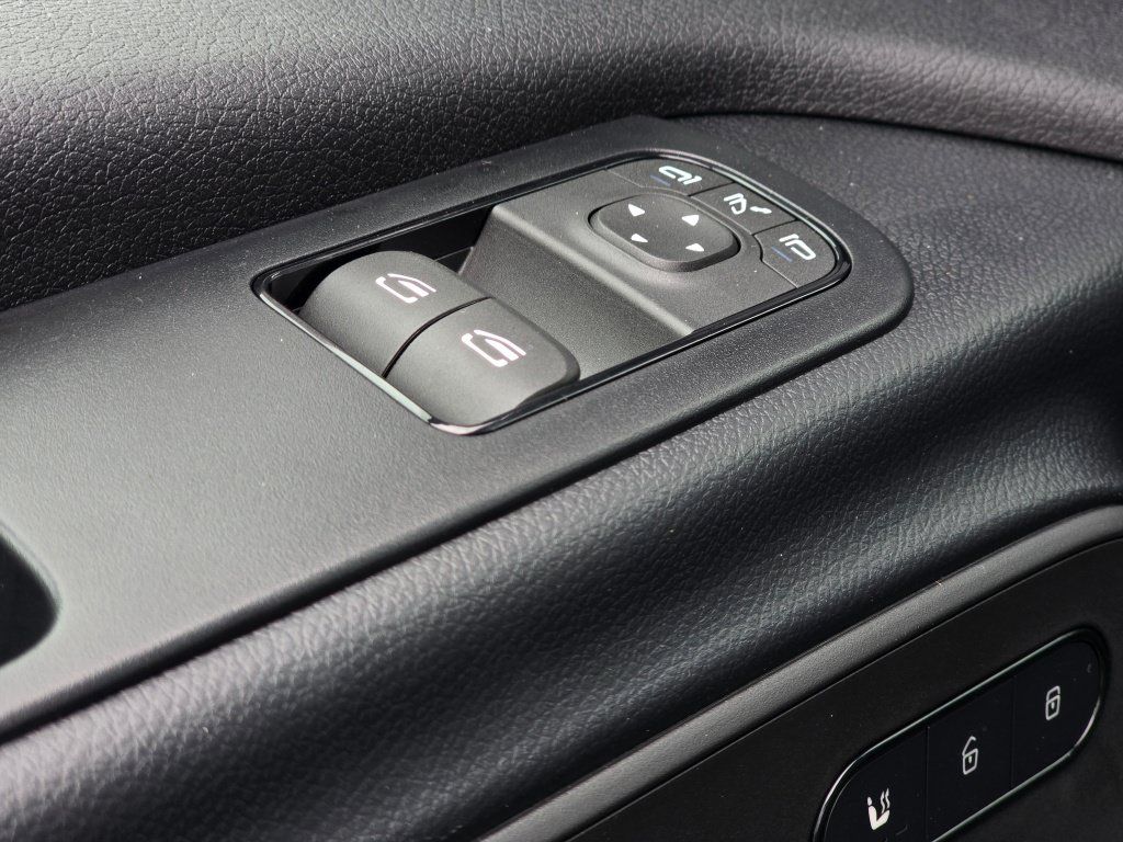 New 2026 Mercedes-Benz Sprinter 2500 image 32