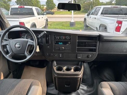 Used 2025 GMC Savana 2500 w/ Driver Convenience Package RWD image 22