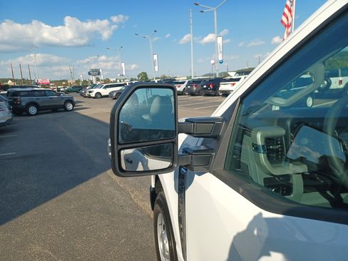 New 2026 Ford F250 XL image 11