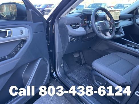 New 2026 Ford Explorer Active image 5