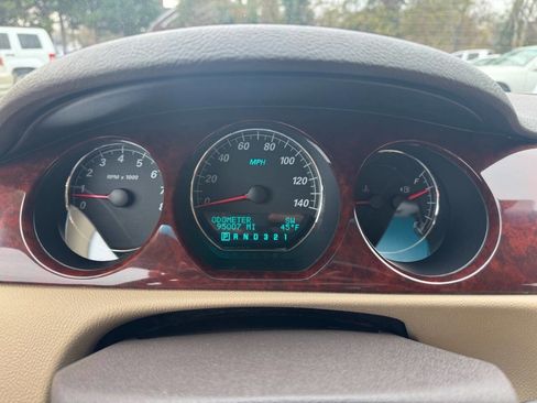 Used 2008 Buick Lucerne CX image 18