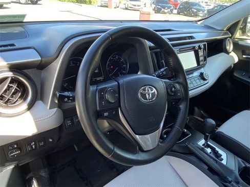 Certified 2018 Toyota RAV4 XLE image 19