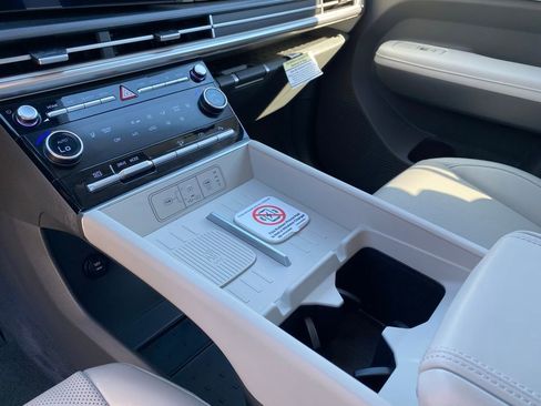 New 2025 Hyundai Santa Fe SEL image 13