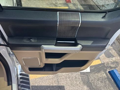 Used 2020 Ford F250 Lariat w/ Lariat Ultimate Package AWD/4WD image 58