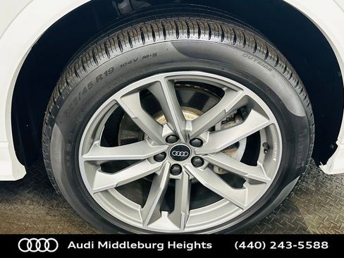 Certified 2024 Audi Q3 2.0T Premium Plus image 34