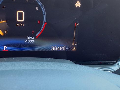 Used 2025 Chevrolet Trax LT image 16