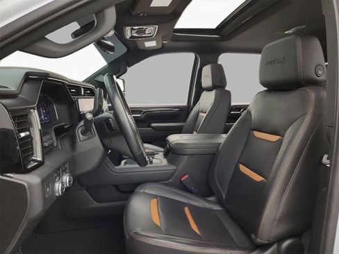 Used 2024 GMC Sierra 3500 AT4 w/ AT4 Premium Plus Package image 9