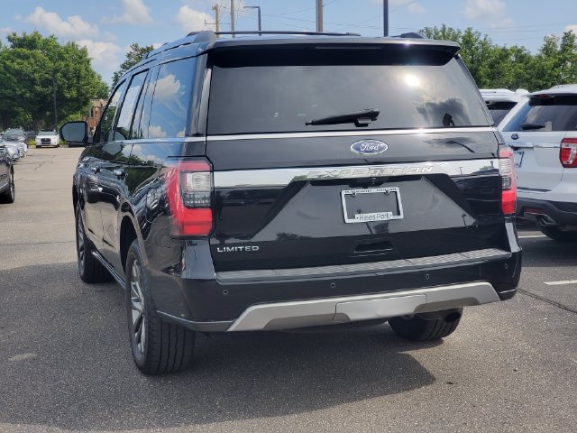 Used 2020 Ford Expedition Limited w/ Equipment Group 301A AWD/4WD image 3