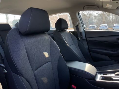 Certified 2025 Honda Accord LX image 30