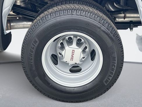 New 2026 GMC Sierra 3500 Pro AWD/4WD image 33