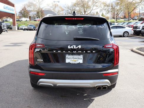 Used 2022 Kia Telluride S image 34