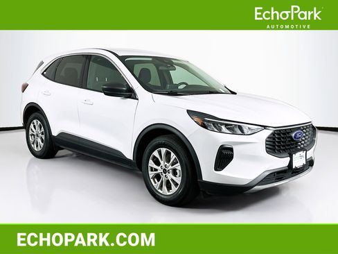 Used 2024 Ford Escape Active image 1