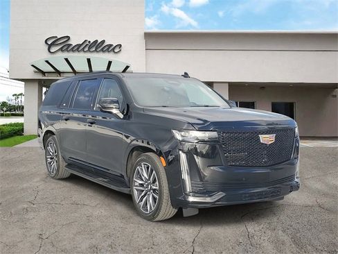 Used 2023 Cadillac Escalade ESV Sport w/ Touring Package image 7