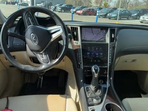 Used 2018 INFINITI Q50 Luxe w/ Essential Package (3.0T Luxe) image 2