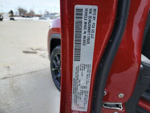 New 2026 Jeep Compass Latitude AWD/4WD image 37