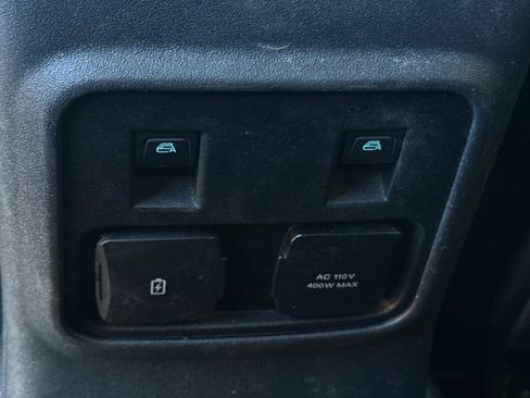 Used 2023 Ford Bronco Black Diamond image 13