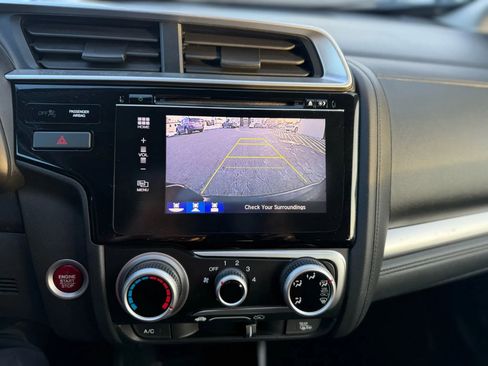 Used 2015 Honda Fit EX image 31