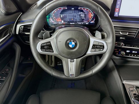 Used 2023 BMW 540i 540i w/ M Sport Package image 5