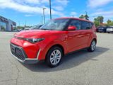 Used 2023 Kia Soul LX image 3
