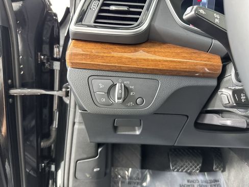 Certified 2023 Audi Q5 2.0T Premium Plus w/ Premium Plus Package AWD/4WD image 14