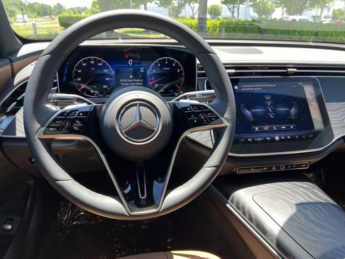 Certified 2026 Mercedes-Benz E 350 4MATIC Sedan image 30
