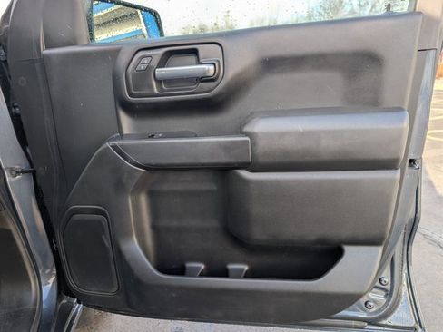 Used 2021 Chevrolet Silverado 1500 Custom w/ Safety Confidence Package image 13