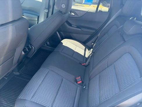 New 2026 Chevrolet Equinox LT AWD/4WD image 11