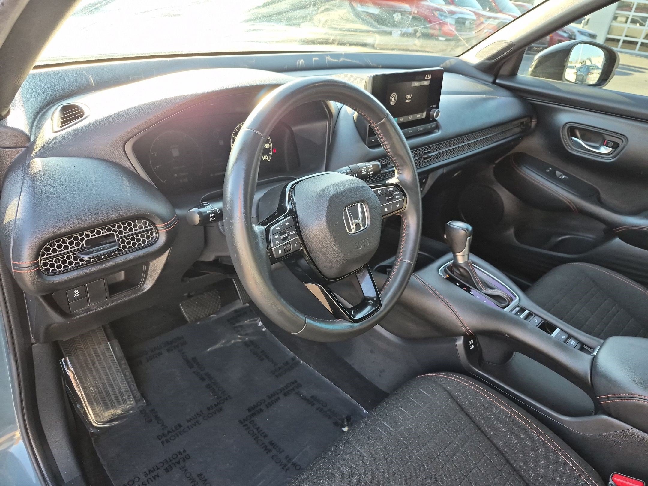 Used 2024 Honda HR-V Sport image 16