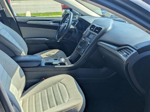 Used 2019 Ford Fusion S FWD image 14