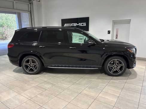 New 2026 Mercedes-Benz GLS 450 4MATIC image 3